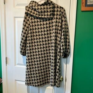 Signature by Robbie B 60s style Black and White Houndstooth dress medium mad men